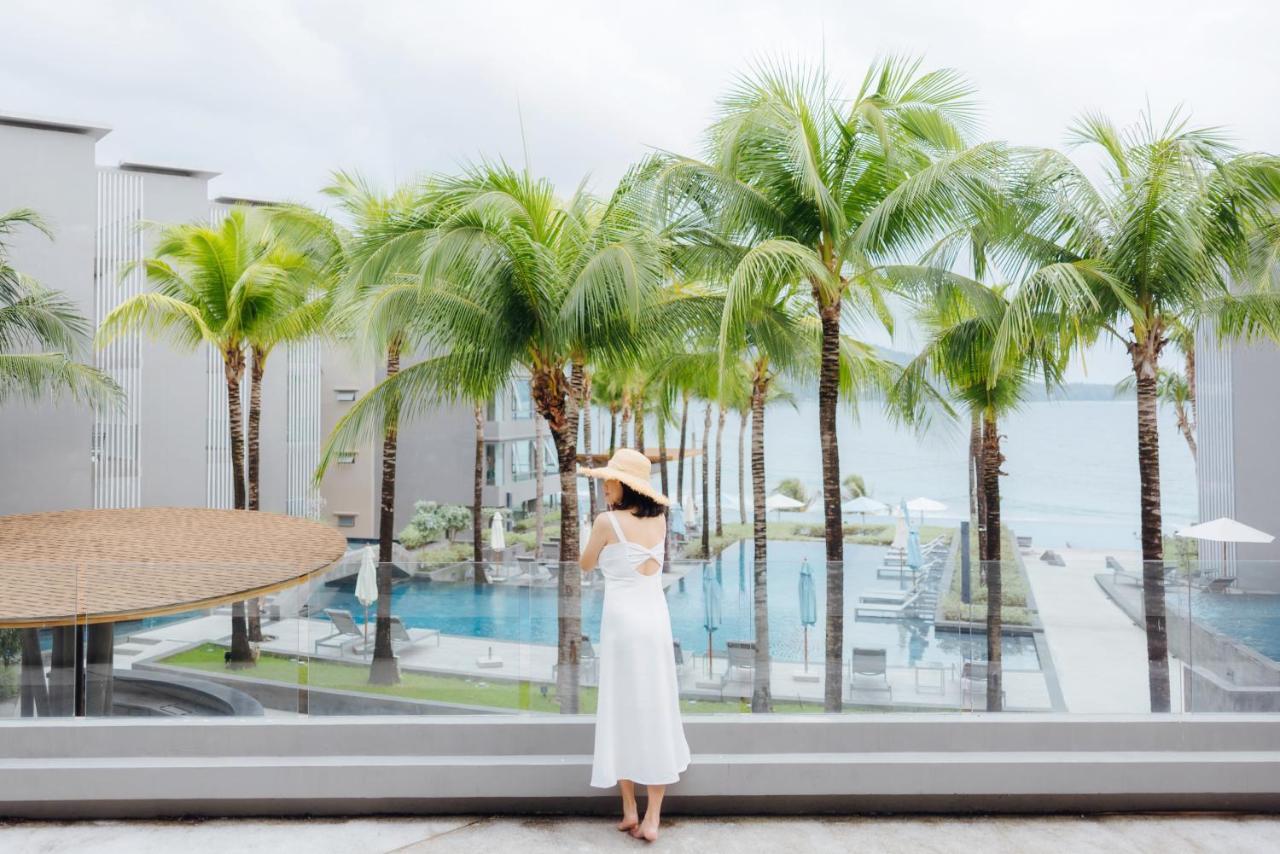 Oceanfront Beach Resort - Sha Extra Plus Patong Exterior foto View of the pool at the hotel